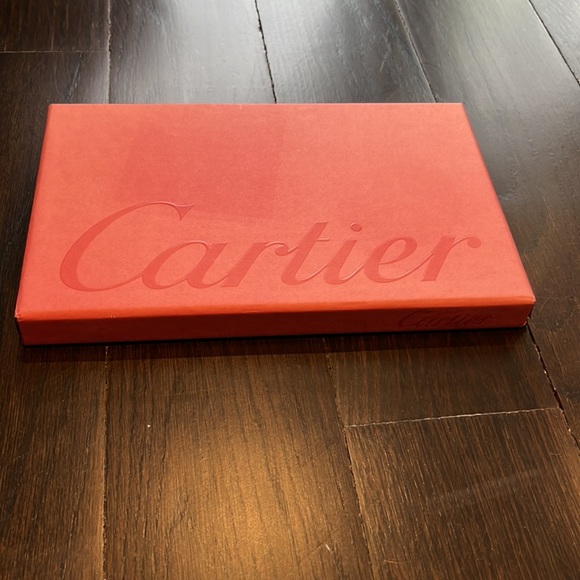 CARTIER Book - Picture 12 of 12